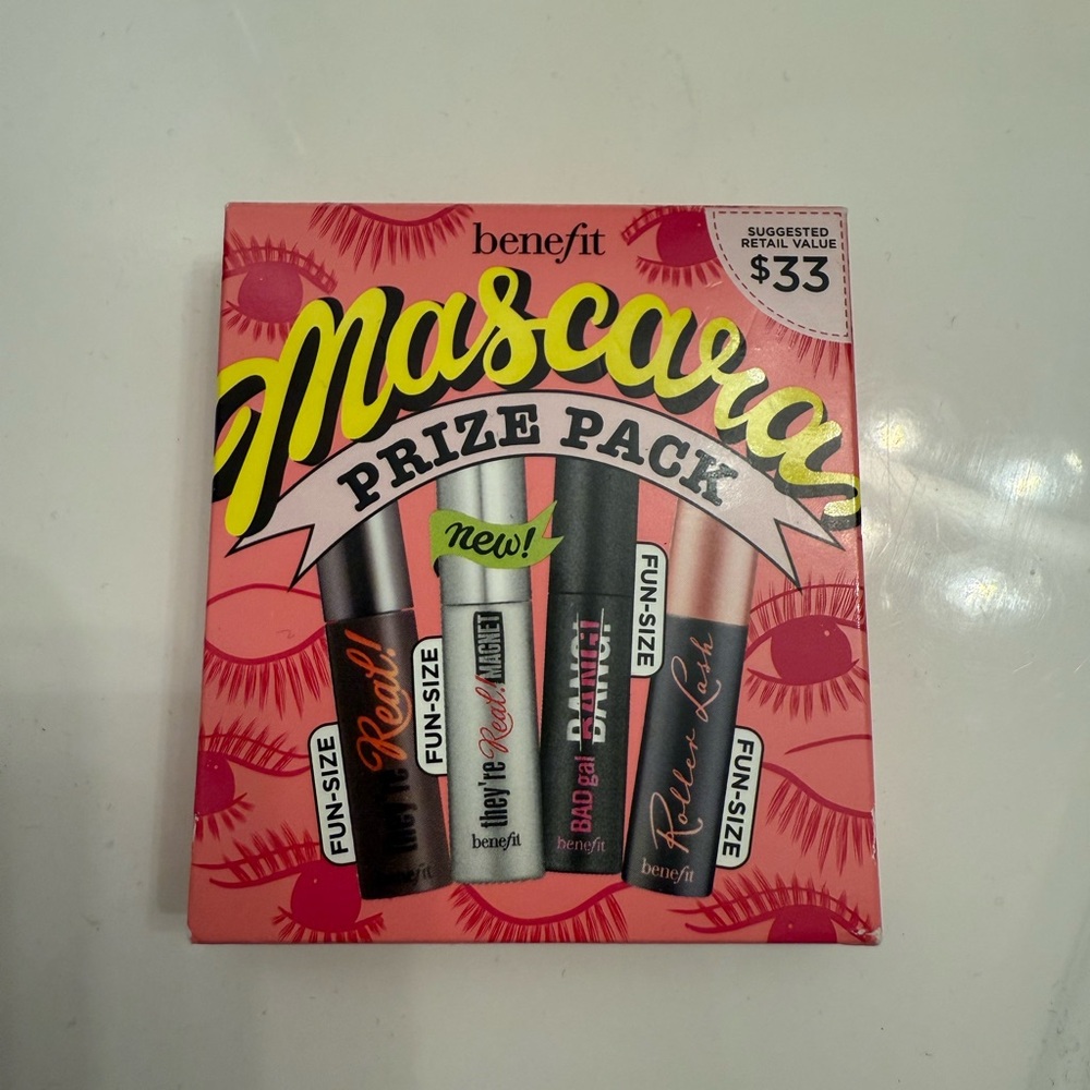 💕NIB💕Benefit Black and Brown Mascara Set for Volumizing and Lengthening